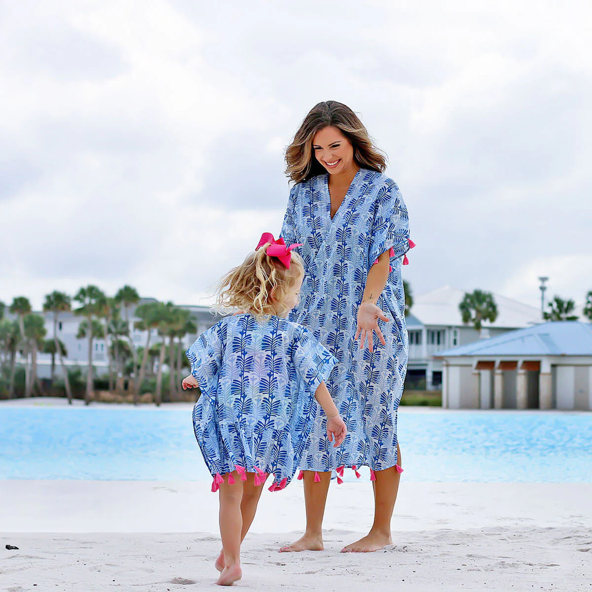 Women's Blue Leaf Print Caftan - Image 3